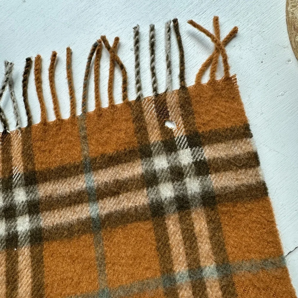 Burberry scarve vintage 56 x 13 - Picture 5 of 6